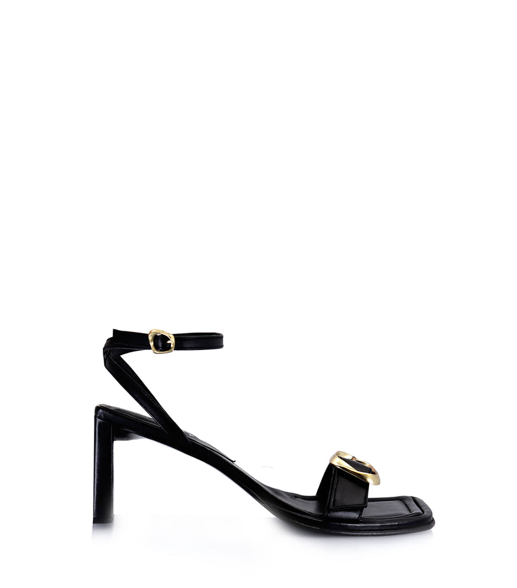 Sandalia Want