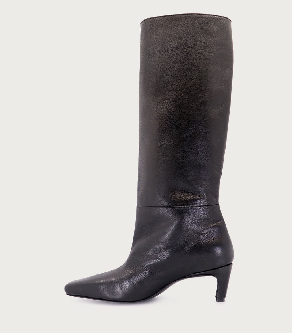 Bota Sheil