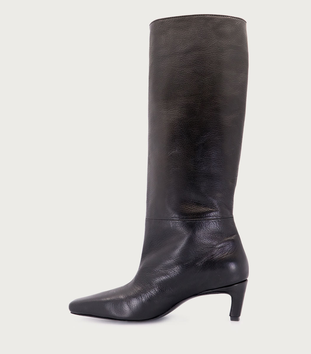 Bota Sheil